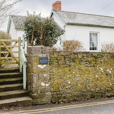 May Tree Cottage Manorbier 5 Mins From The Beach Sleeps 4 Exteriör bild
