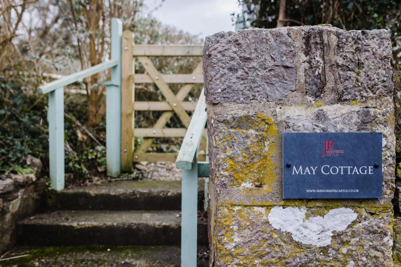 May Tree Cottage Manorbier 5 Mins From The Beach Sleeps 4 Exteriör bild