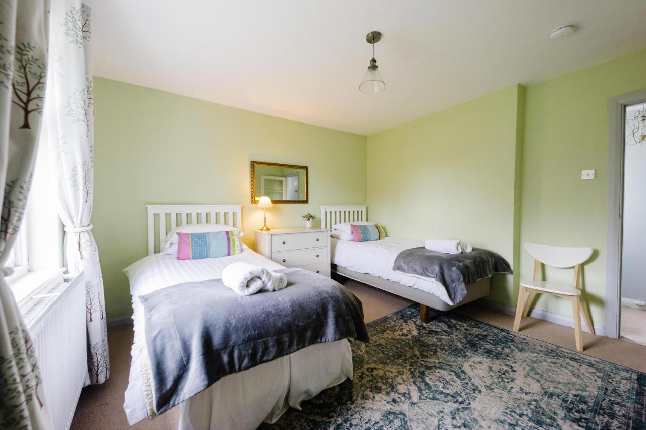 May Tree Cottage Manorbier 5 Mins From The Beach Sleeps 4 Exteriör bild